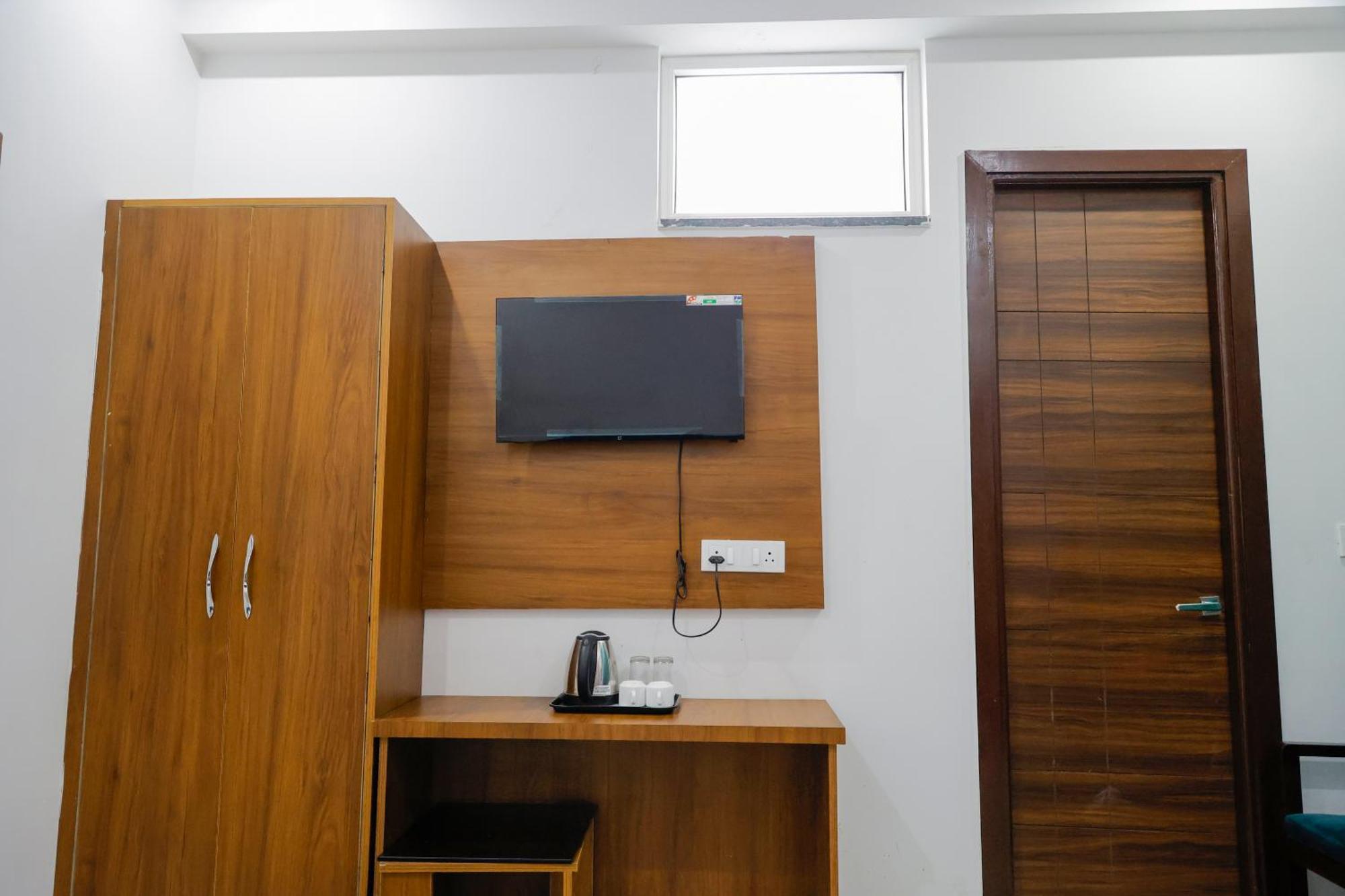 Hotel Parth Inn Rišikéš Exteriér fotografie