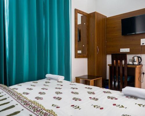Hotel Parth Inn Rišikéš Exteriér fotografie