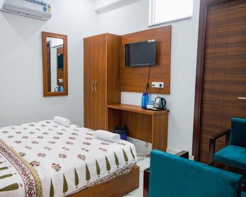 Hotel Parth Inn Rišikéš Exteriér fotografie
